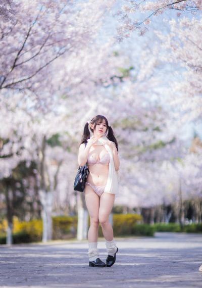 李彩潭电影